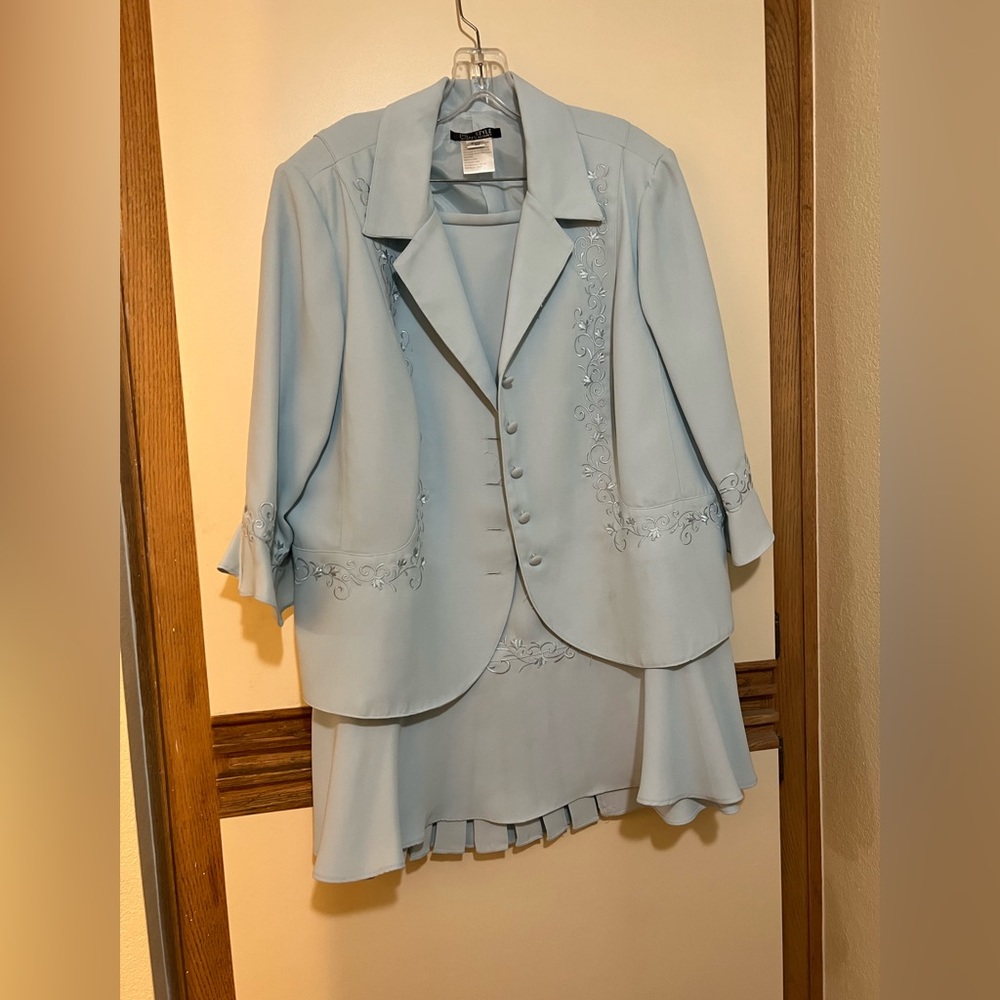 Skirt Suit 22wp